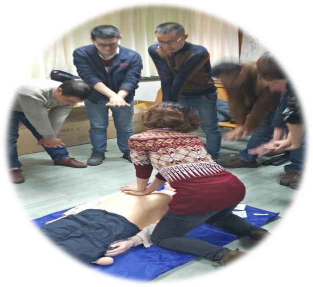 四川天馬玻璃有限公司急救安全知識培訓(xùn)暨應(yīng)急疏散和消防滅火演練活動報(bào)道(圖4) 四川天馬玻璃有限公司急救安全知識培訓(xùn)暨應(yīng)急疏散和消防滅火演練活動報(bào)道(圖4)